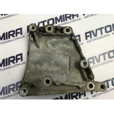 Кронштейн компрессора кондиционера Fiat Punto 3 2005-2018 55194730